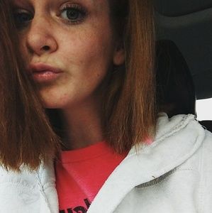 Meet your Posher, Lana